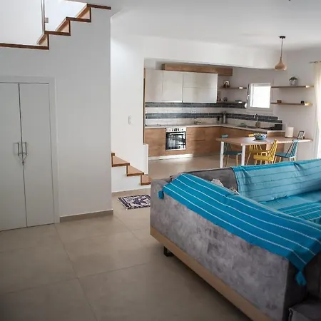 Lefkas Sunrise Luxury Appartments דירה *