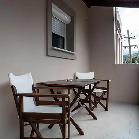 Lefkas Sunrise Luxury Appartments * ניקיאנה